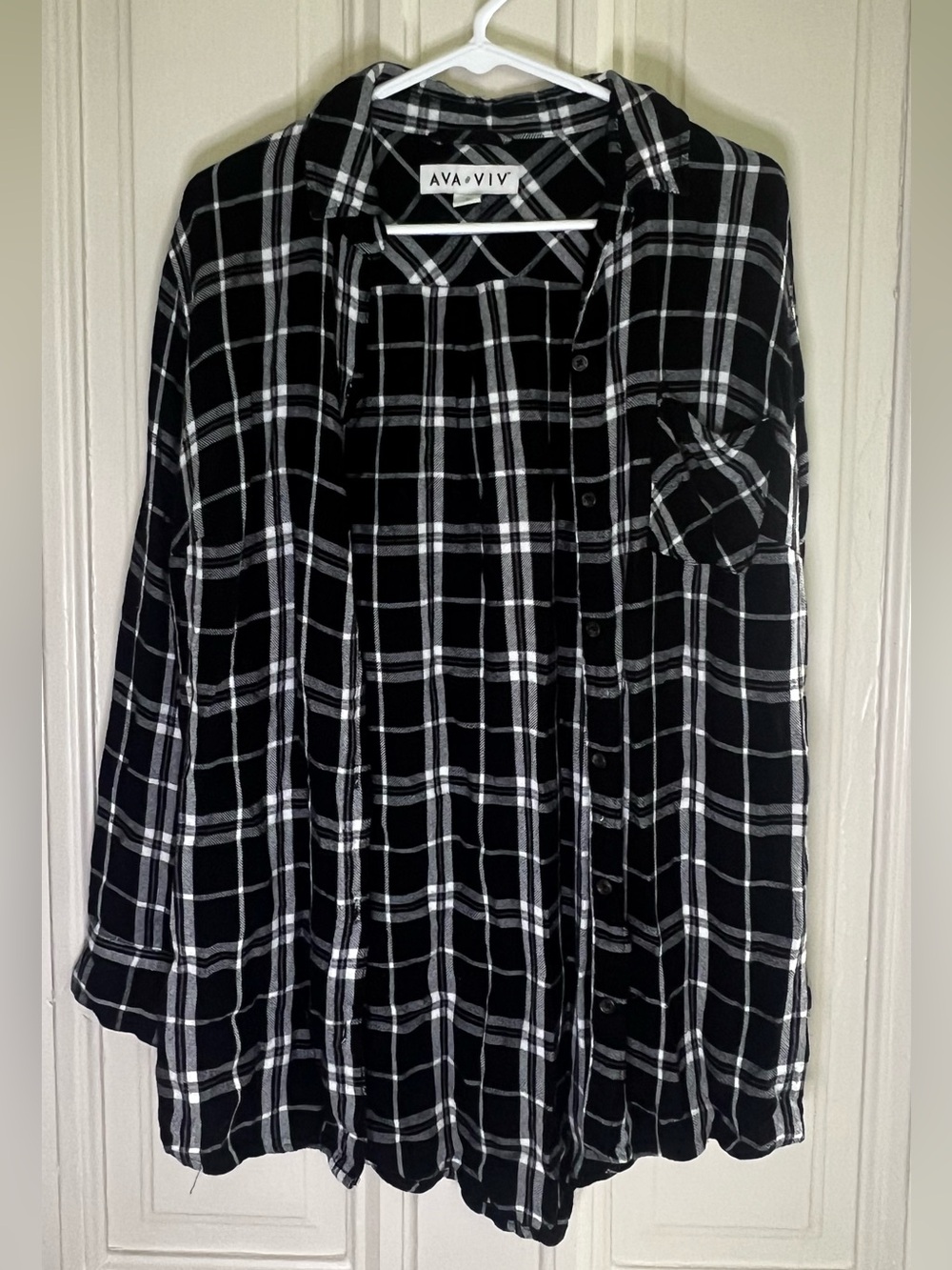 Ava & Viv Black and White Plaid Button-Up Shirt